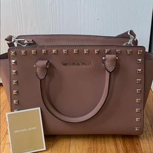 Michael Kors Selma crossbody